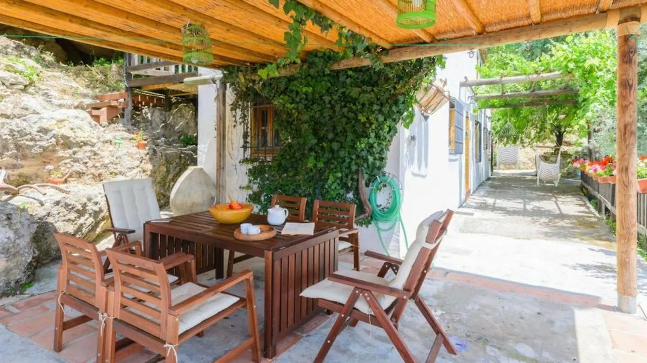El Tajil Villa Algarinejo Holiday home